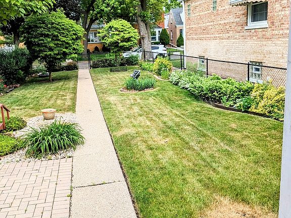 5th image of 3342 N Pioneer Ave