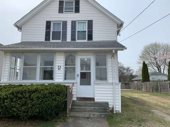36 Devens St, Springfield, MA 01151
