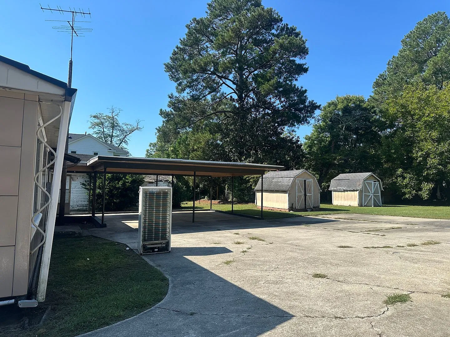 3 bed, 1460 sqft, $1,500 — Photo 3