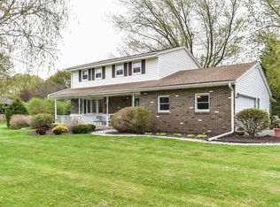 8821 Mary Dr, Mount Pleasant, WI 53406