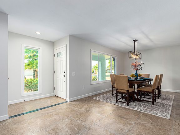 4th image of 13535 W Hyacinth Dr