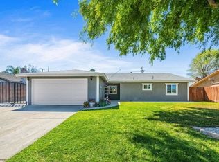 41093 Torrey Pine Ct, Hemet, CA 92544