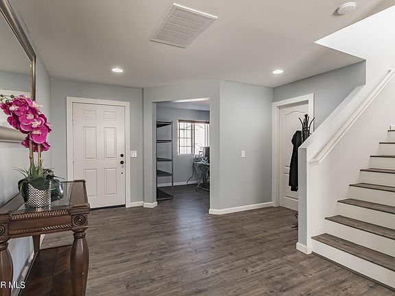 4th image of 38064 Versailles St