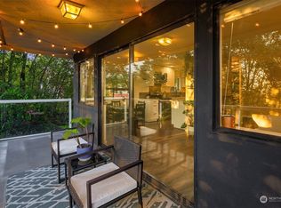1604 11th Ave S APT 202, Seattle, WA 98134