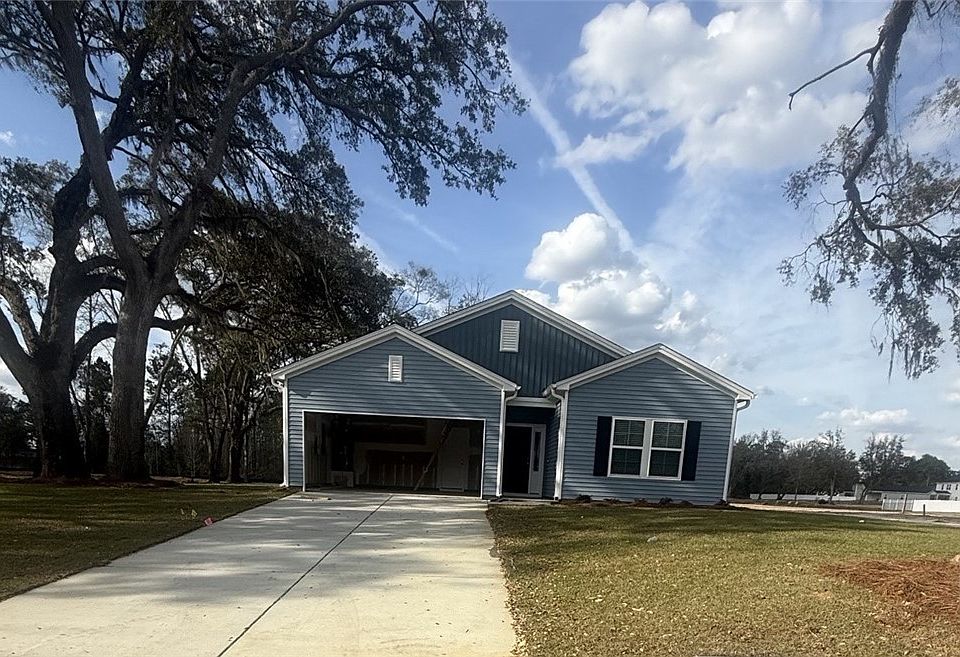1st image of 118 Teal Trail NE