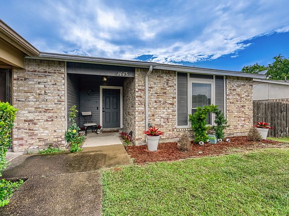 2nd image of 1443 Brook Meadow Cir