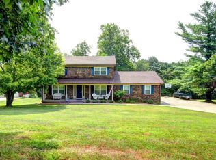 328 Old Mill Stream Ln, Shepherdsville, KY 40165