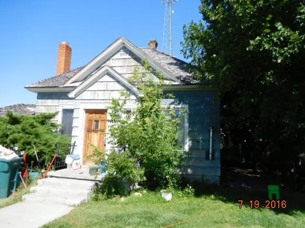 59 N Spruce St, Blackfoot, ID 83221