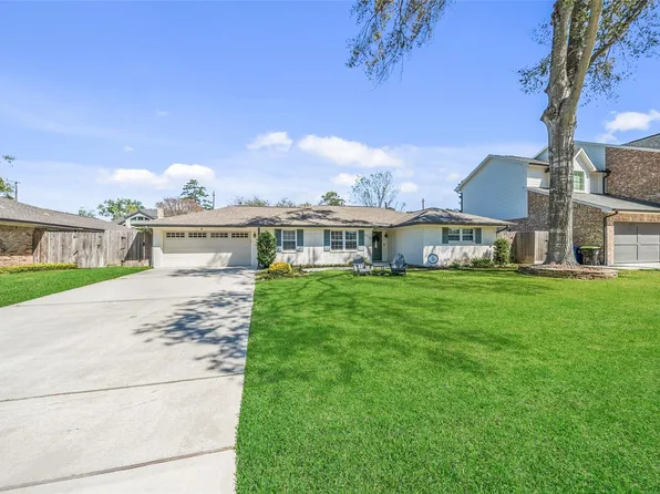 8710 Burkhart Rd, Houston, TX 77055