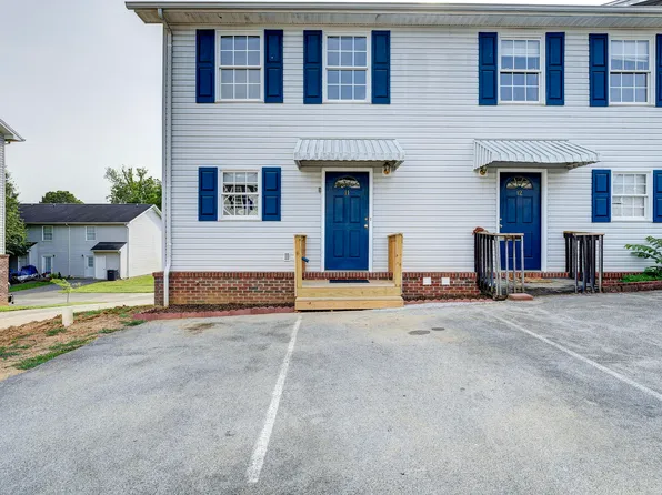 152 Gray Station Rd APT 11, Johnson City, TN 37615