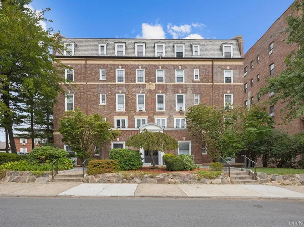 208 Centre Ave #4-B, New Rochelle, NY 10805