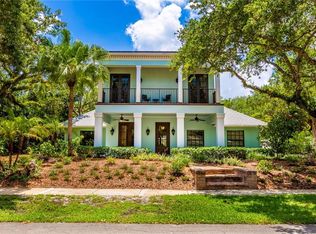 530 Camelia Ln, Vero Beach, FL 32963