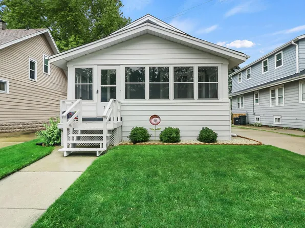 7407 27th Ave, Kenosha, WI 53143