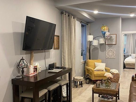 2nd image of 1915 E Dauphin St APT 1R