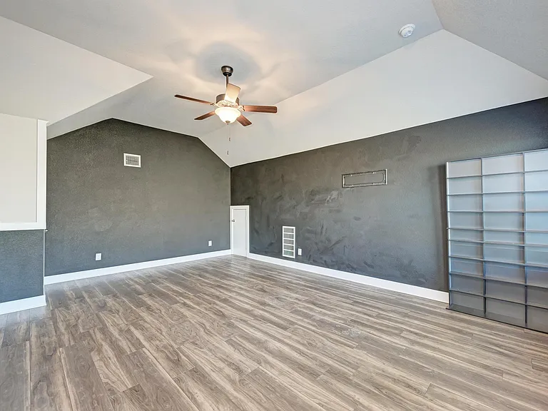 136 Finley St — Photo 34