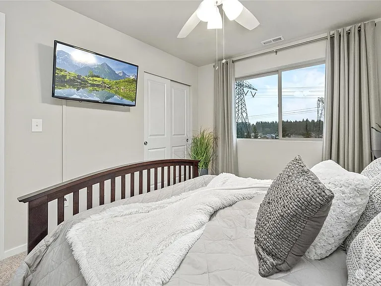 22604 SE 284th Ct — Photo 20