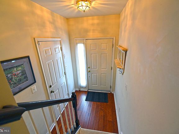 3rd image of 12501 Heykens Ln