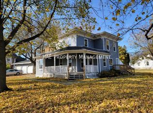 400 Allen St APT 2, Clinton, WI 53525