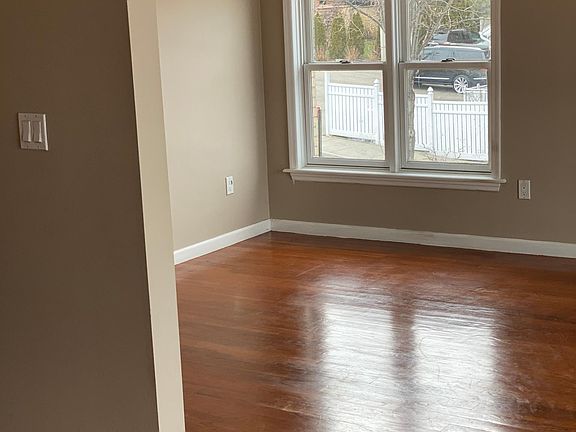3rd image of 3184 Wissman Ave Floor 2