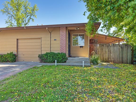 3rd image of 6125 Merrywood Dr