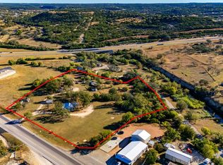 899 Harper Rd, Kerrville, TX 78028