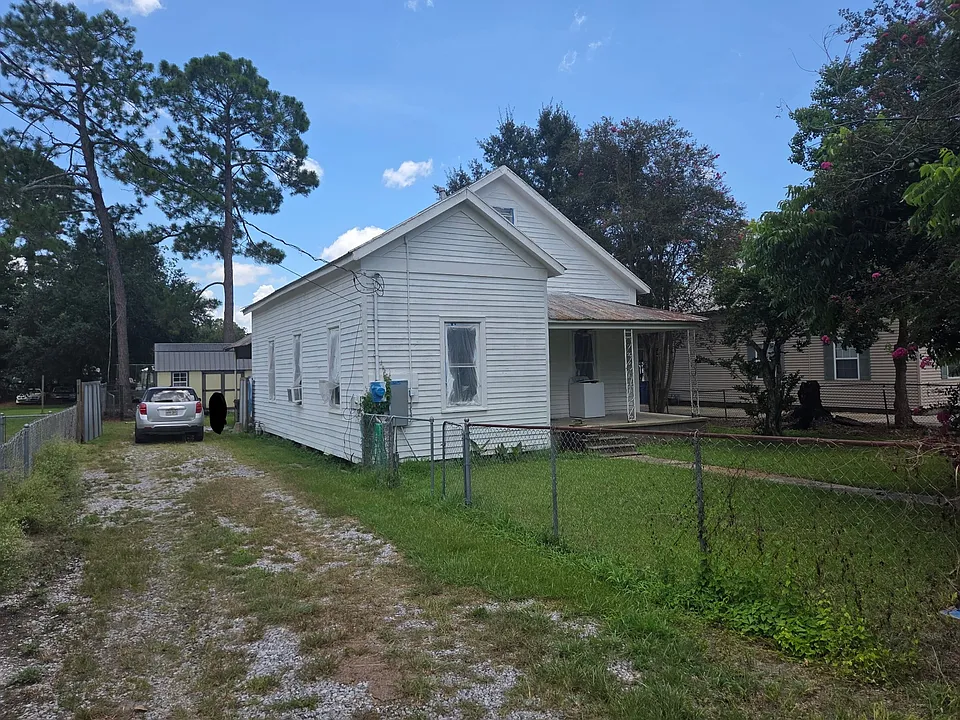 114 Charenton Rd