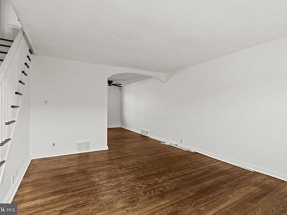 3rd image of 6334 Edmund St