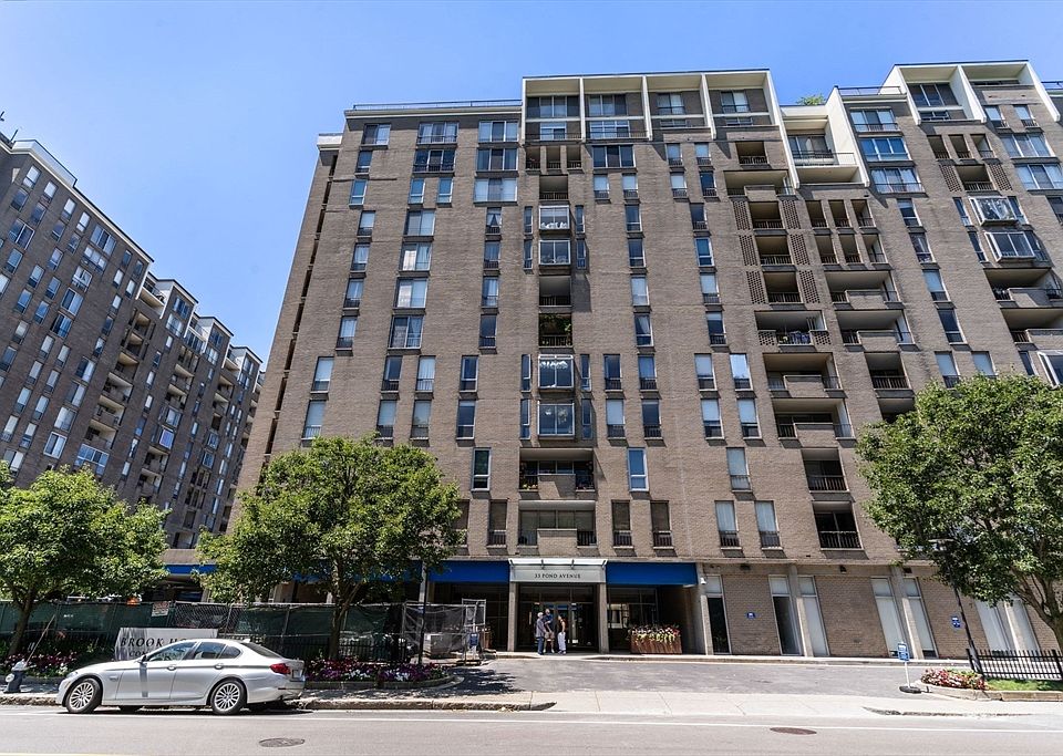 1st image of 33 Pond Ave APT 1102