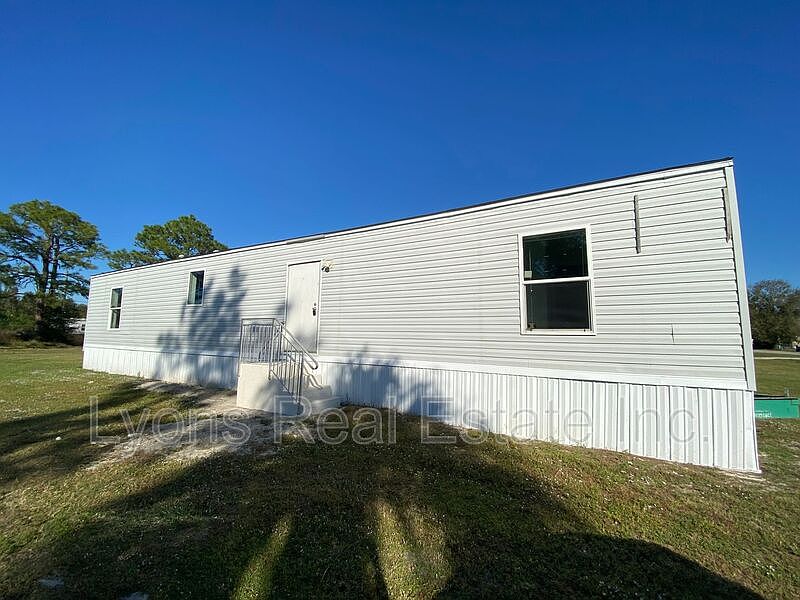 1st image of 8086 Heck Dr #4