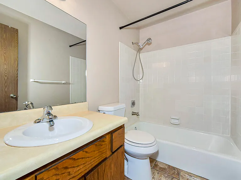 6702 Dublin Loop W #D — Photo 11