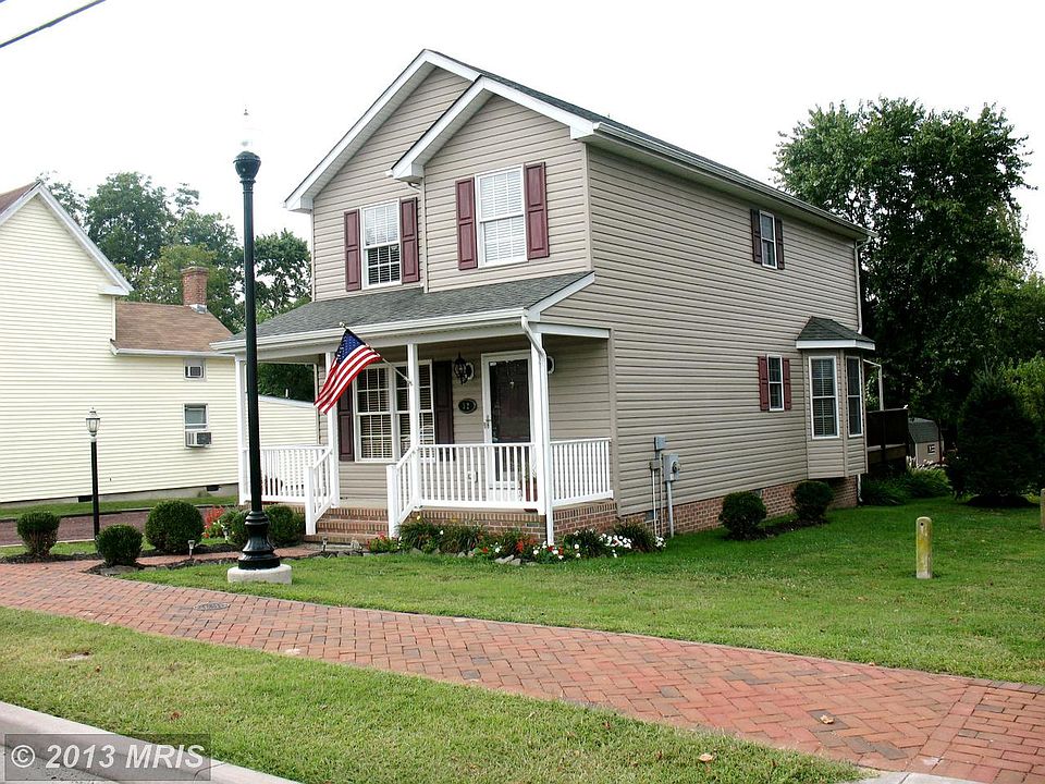 1st image of 32 Academy St