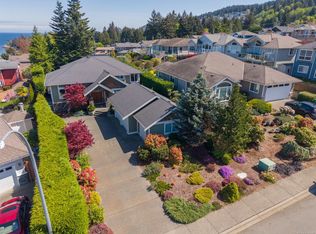 5676 Muggies Way, Nanaimo, BC V9V 1W2