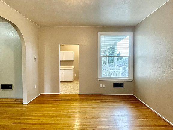 4th image of 816 S 8th St APT 302