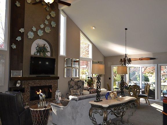 5th image of 2322 Quail Hollow Ln
