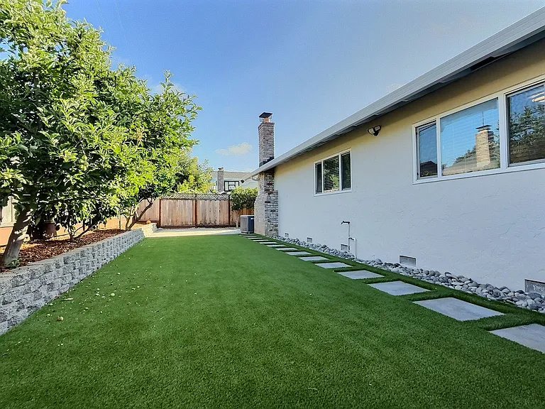 1403 S Blaney Ave — Photo 11