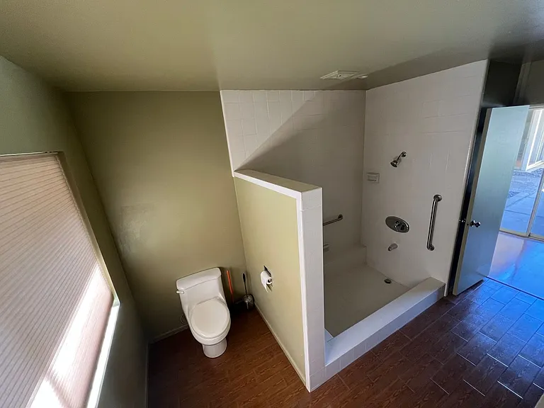 25120 Huron St — Photo 16