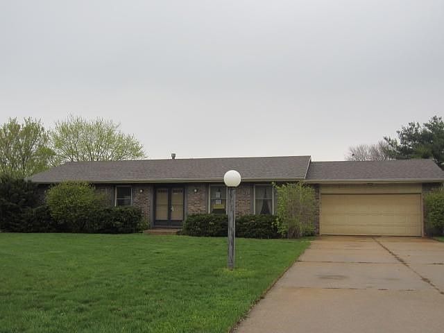 1st image of 1903 Russett Ave