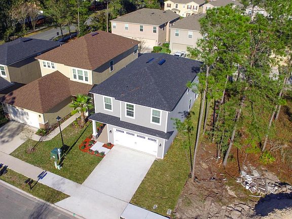 2nd image of 3548 Hawthorn Way