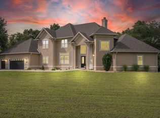 5149 S Deer Meadow Ln, Republic, MO 65738