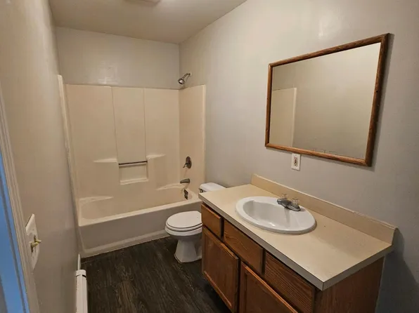 (undisclosed Address), Greenville, MI 48838