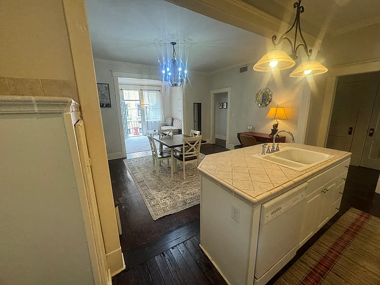 339 Whitaker St #3 — Photo 13