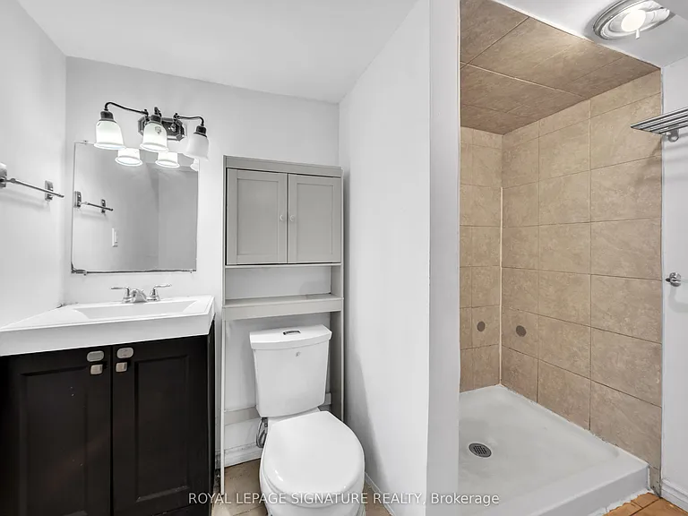 43 Parkside Dr #BASEMENT — Photo 11