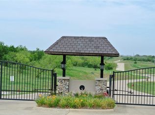 1124 Prosperity Ct, Grand Prairie, TX 75104
