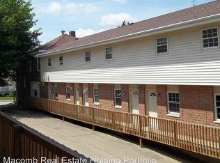 420 W Adams St APT F1, Macomb, IL 61455