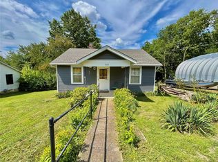 814 E 4th St, Salem, MO 65560