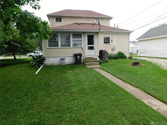 3rd image of 7 S Long St