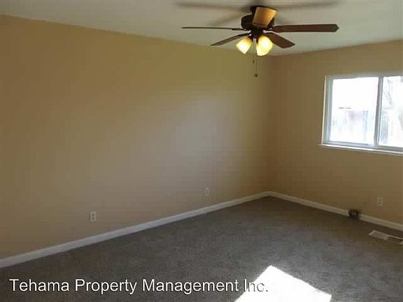 5th image of 25275 Orange St