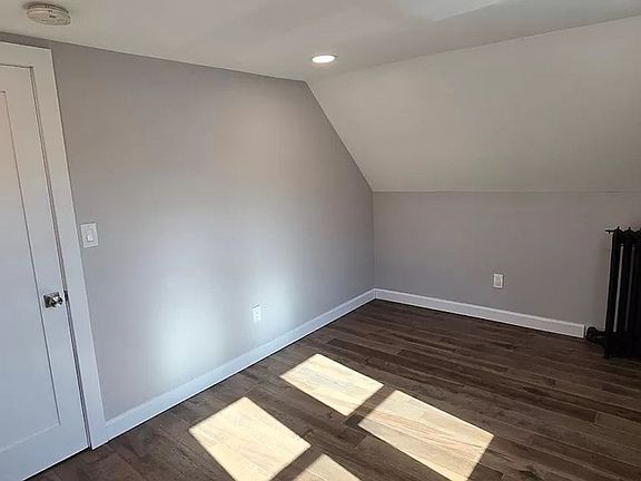 4th image of 120 Clinton Ave Floor 3