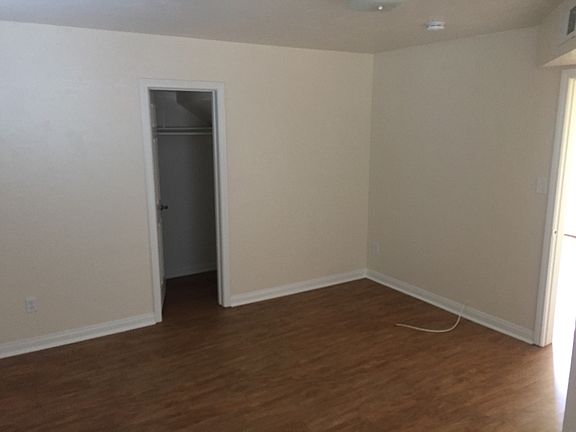 3rd image of 4639 35th St Unit 1