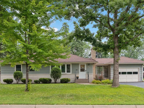 9541 5th Ave S, Bloomington, MN 55420